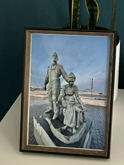 A Family Frozen In Time