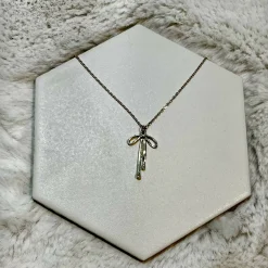 Bow Necklace