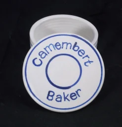 Camembert Baker