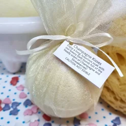 Champagne Kisses Luxury Bath Bomb