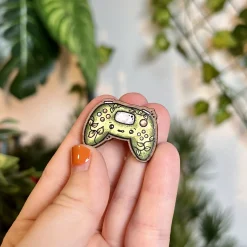 Cosy Gamepad Wooden Pin