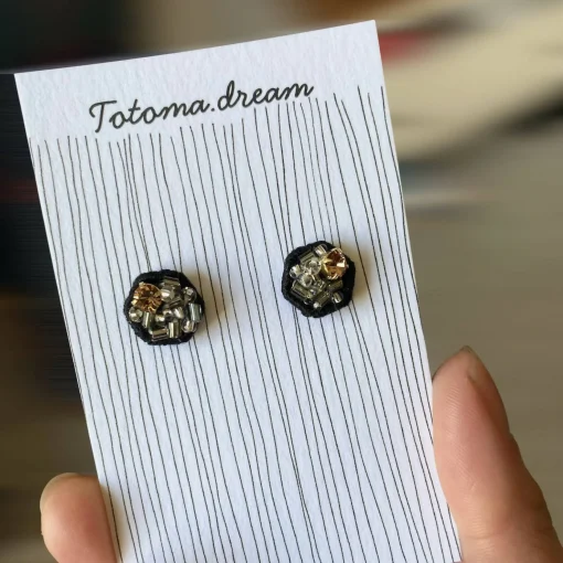 Crystal Embroidery Earrings (Hexagon)