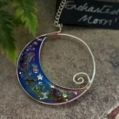Enchanted Moon Pendant EM25