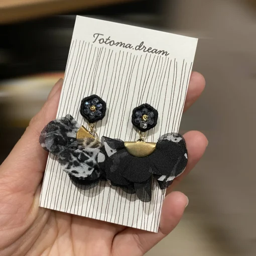 Fabric Pendant Crystal Embroidery Earrings (Hexagon)