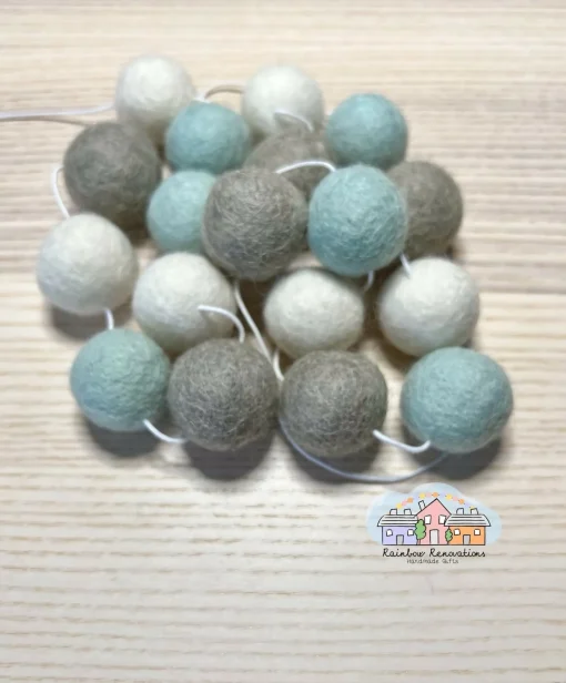 Feltball Garland