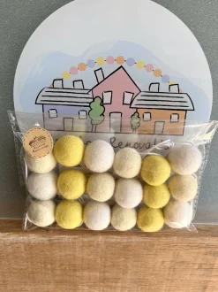 Feltball Garland