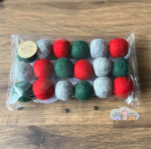 Feltball Garland