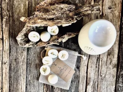 FOREST HERB AND WILD STRAWBERRY BOTANICAL SOY WAX MELTS