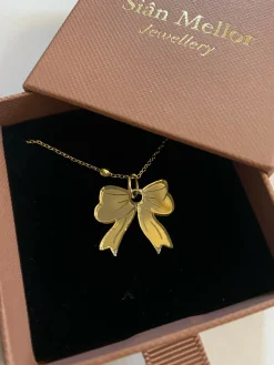 Gold Bow Necklace