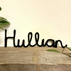 Hullian Wire Word Decoration