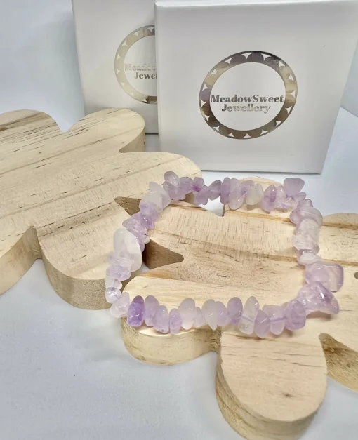 Lavender amethyst chip bracelet