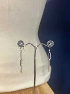 Long Oval Chain Link Earrings