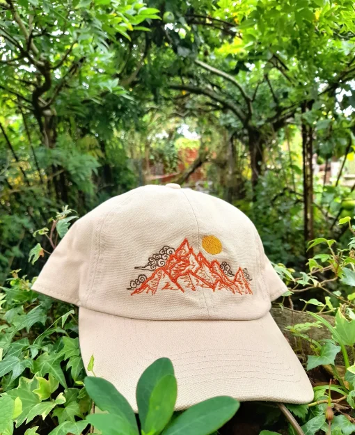 Mountains Cap