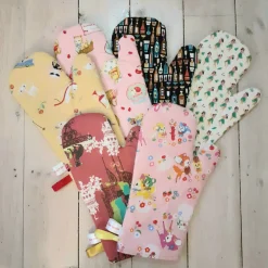 Oven Glove - Retro And Kitsch Fabrics