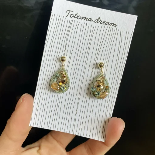 Pendant Crystal Embroidery Earrings (Waterdrop)
