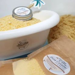 Pina Colada Fizzing Bath Dust