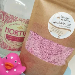 Rhubarb Gin Fizzing Bath Dust for a Luxurious Bath | Art & Soul