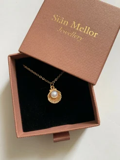 Shell and Pearl Necklace