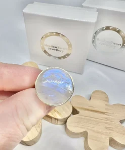 White moonstone ring size S 1/2
