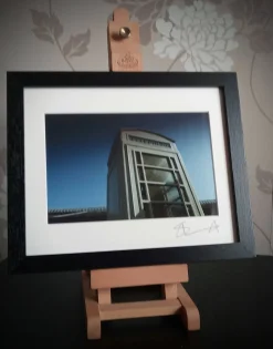 White phone box (small frame)