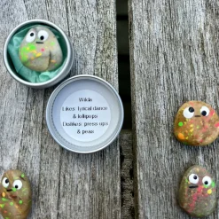 Womzel Worry-Not Pebble